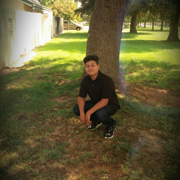 Profile Picture of Ricky Verdugo (@ricky_v) on Poshmark