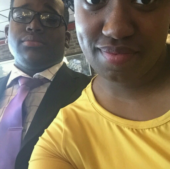 Profile Picture of Chris Gulley (@bigblackcwg) on Poshmark