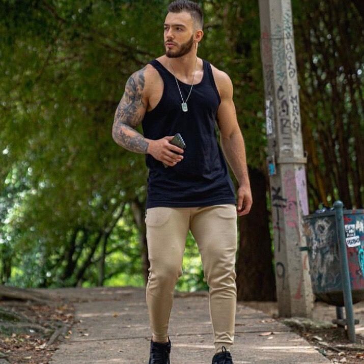 Profile Picture of Nicholas Bare (@nicholasbare) on Tiktok