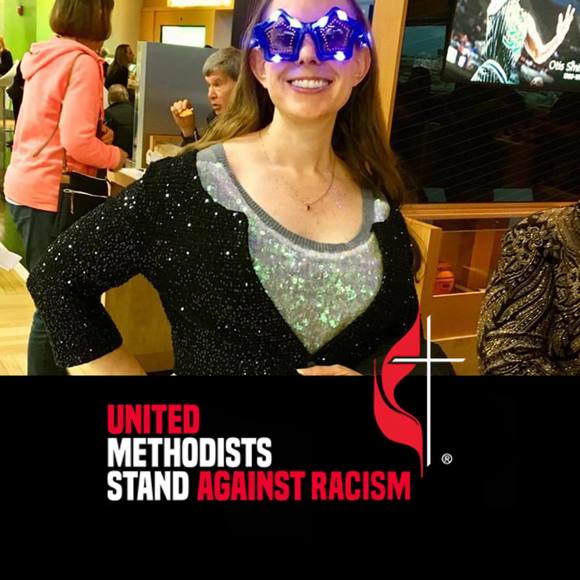 Profile Picture of Renee Vanderslice (@rjv2000) on Poshmark