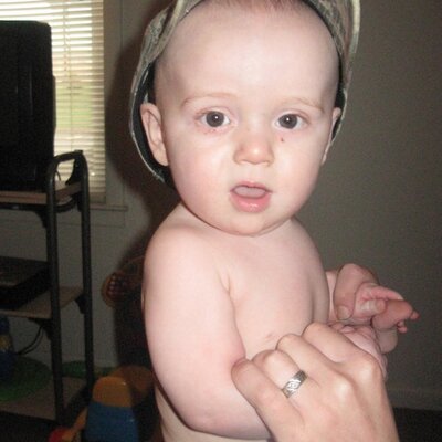 Profile Picture of Sean V (@vanover1986) on Twitter