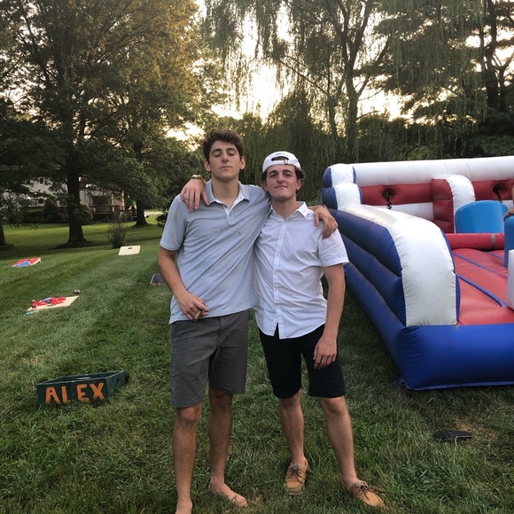 Profile Picture of Jimmy Peirson (@jimmy_peirson) on Poshmark