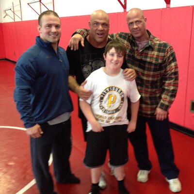 Profile Picture of Dave Badamo (@Badamo2130) on Twitter