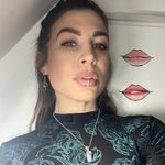 Profile Picture of Zoe Gibbs (@lipbrowlash) on Instagram