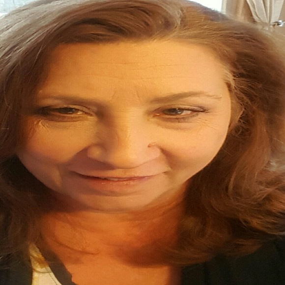 Profile Picture of Kathy Zito (@kzito1927) on Poshmark