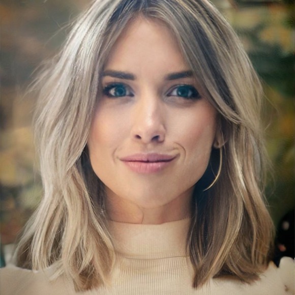 Profile Picture of Erica Martz (@erica_martz) on Poshmark