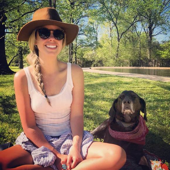 Profile Picture of Sarah Luciani (@sarah_luciani) on Poshmark