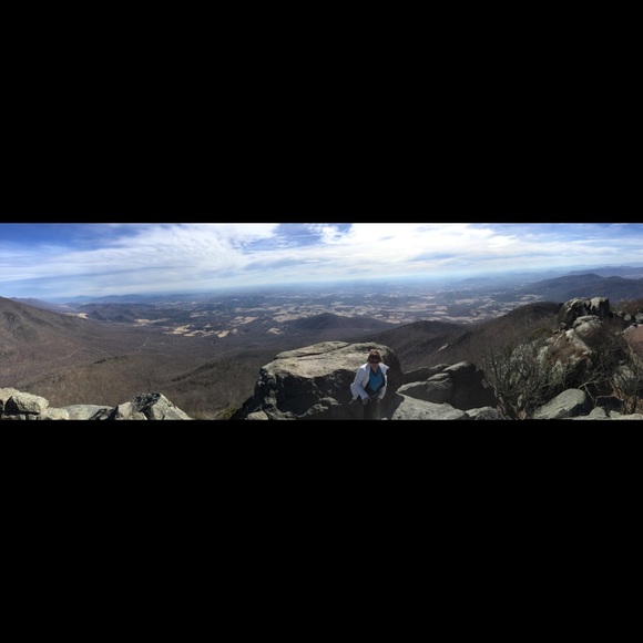 Profile Picture of Judith Kazmierczak (@judithkaz) on Poshmark