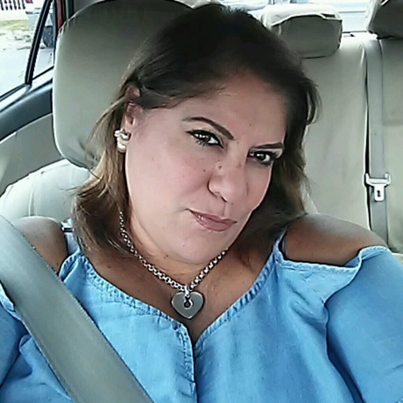 Profile Picture of Maria Corzo (@maly47) on Poshmark