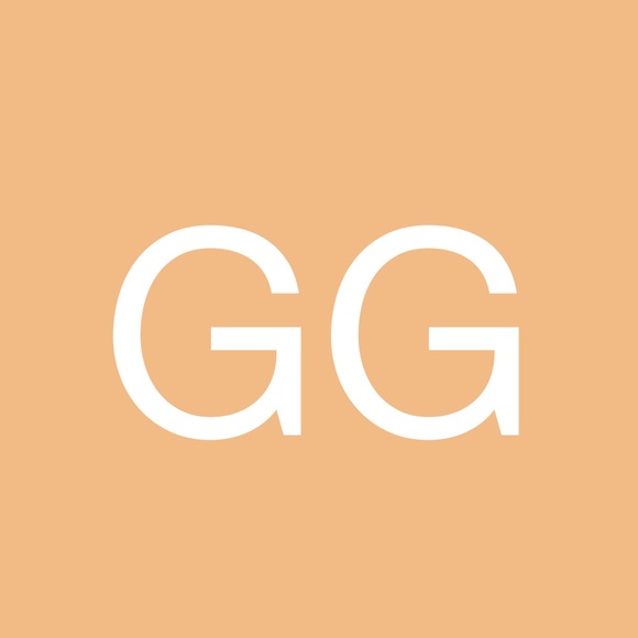 Profile Picture of Gregor Gregor (@gregor234567890) on Poshmark