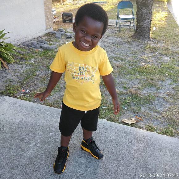 Profile Picture of James Copeland (@jamescopelan762) on Poshmark