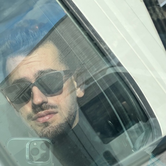 Profile Picture of Leonel alberto Pérez cuenca (@leo9two) on Poshmark