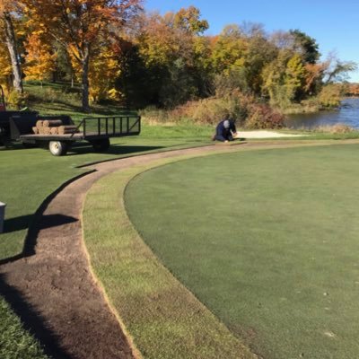 Profile Picture of Michael Akin (@peaches_turf) on Twitter