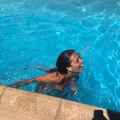 Profile Picture of Luisina🌸 (@LuisinaRolles) on Twitter