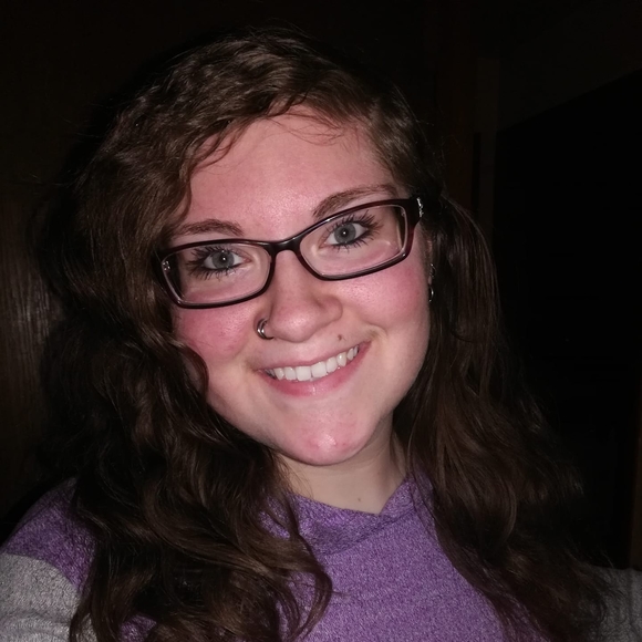 Profile Picture of Victoria Ebersole (@16eberv) on Poshmark