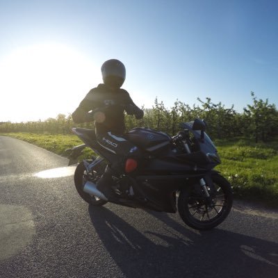 Profile Picture of Joshua Barth (@Josh_xyx) on Twitter