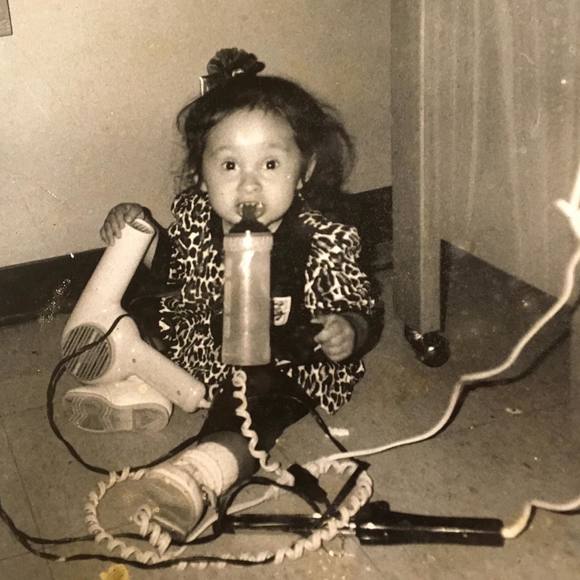 Profile Picture of Kat Russin (@katherine5062) on Poshmark