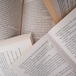 Profile Picture of Becky (@the.books.becky.read) on Instagram