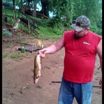 Profile Picture of Andrew Roush (@aroush1989) on Twitter