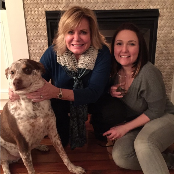 Lori Sorrell - Poshmark Profile Picture of Lori Sorrell (@lsorrell42) on Poshmark