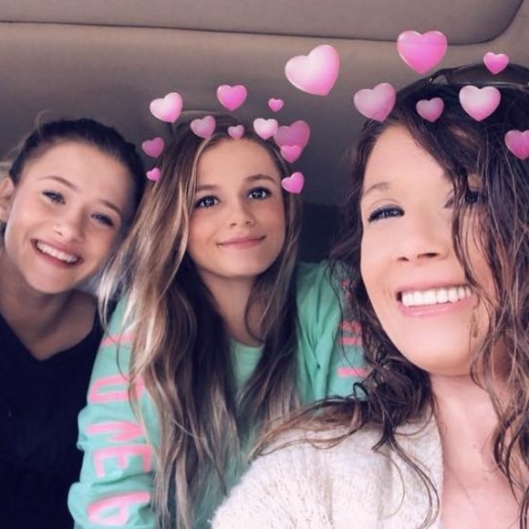 Profile Picture of Jazmyne Grinderslev (@jazboe_77) on Poshmark