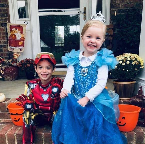 Profile Picture of Toribeth Keziah (@vicelijo) on Poshmark