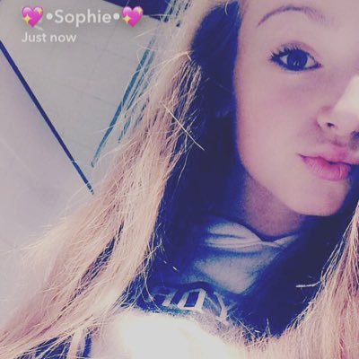 Profile Picture of .Sophie._.Louise. (@Sophie_Lawson04) on Twitter