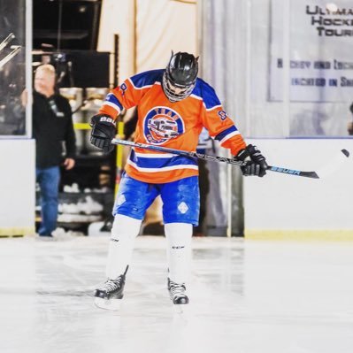 Profile Picture of Tony Norton (@TheeNort10) on Twitter