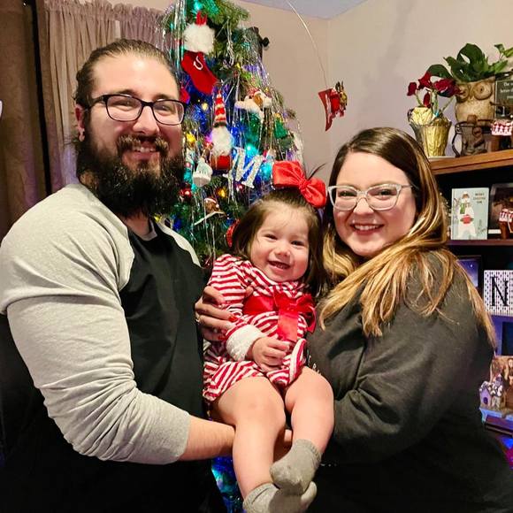 Profile Picture of Ashley Carriaga (@ashley_love117) on Poshmark