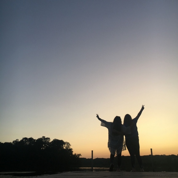 Profile Picture of Britney Sage (@britney_sage) on Poshmark