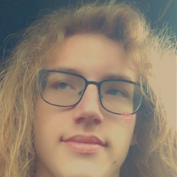 Profile Picture of Stuart Bragg (@unholydesires) on Poshmark