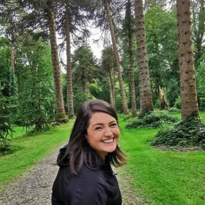 Profile Picture of Carrie Day (@Carrie_Travels_) on Twitter