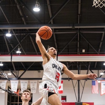 Profile Picture of Z (@Isiahosborne13) on Twitter