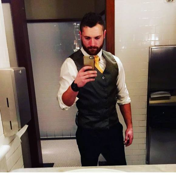 Profile Picture of Austin Alexius (@alexius15) on Poshmark