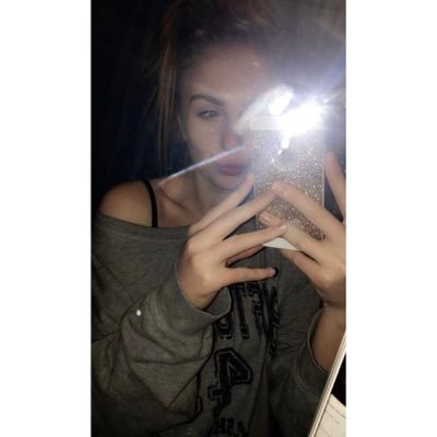 Profile Picture of Jodi-Leigh (@_jodimcleod) on Twitter