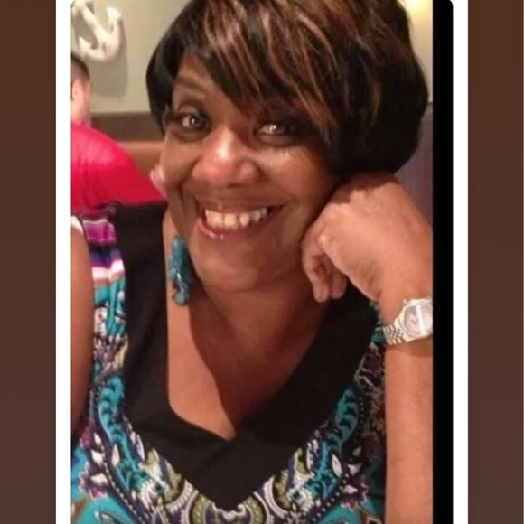 Profile Picture of Jan Tidwell (@tidwell767) on Poshmark
