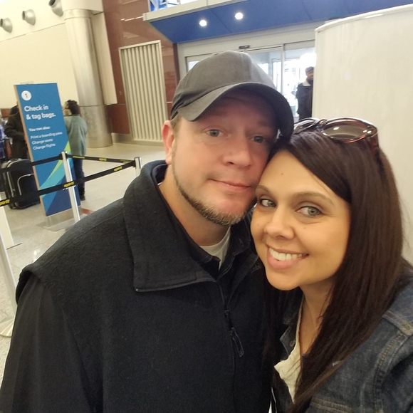 Profile Picture of Jon n holly Mccall (@hollymccall2012) on Poshmark