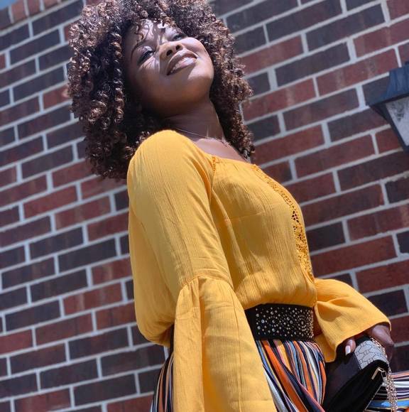 Profile Picture of Mk Londa (@mklonda) on Poshmark