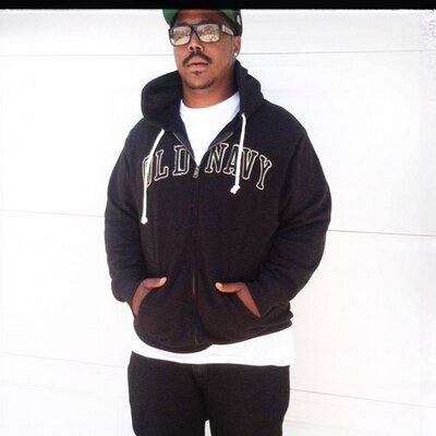 Profile Picture of Mark Harris (@Str8Savy) on Twitter