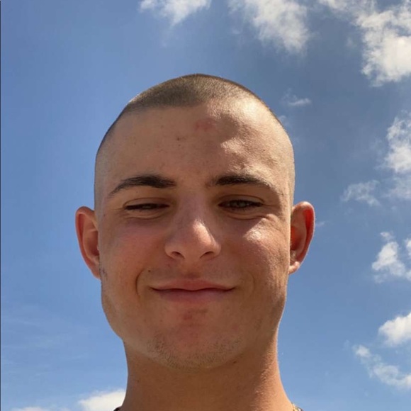 Profile Picture of Patrick Groark (@patrickgroark37) on Poshmark