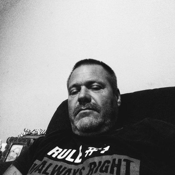 Profile Picture of John Weeks (@john_weeks) on Poshmark