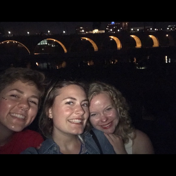 Profile Picture of ! alexa Koch (@alexakoch) on Poshmark