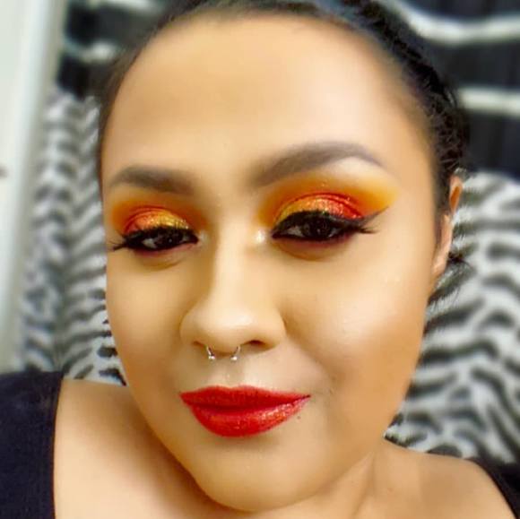 Profile Picture of Cassandra Aspeitia (@cassie_94) on Poshmark