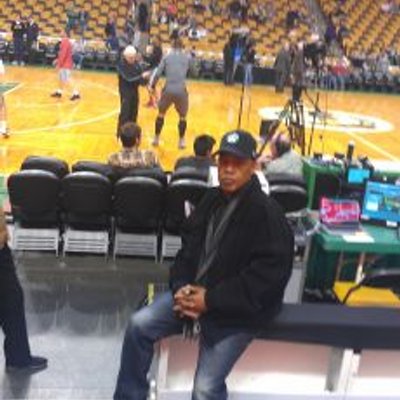 Profile Picture of Raymond Booker (@BookerRaymond) on Twitter