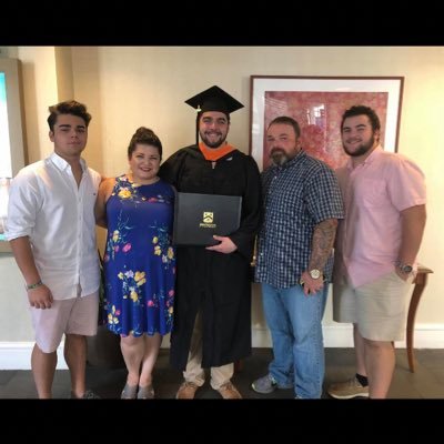Profile Picture of Jeremy Knox (@JKnoxy8) on Twitter