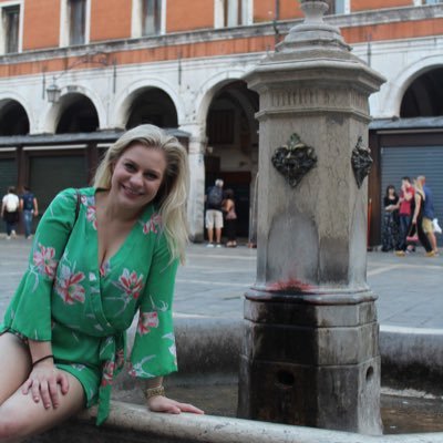 Profile Picture of Julia Adler (@juliaadler1994) on Twitter