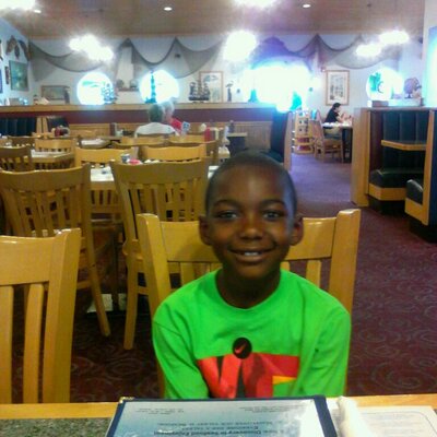 Profile Picture of Joshua Carlton White (@JYolonda43) on Twitter