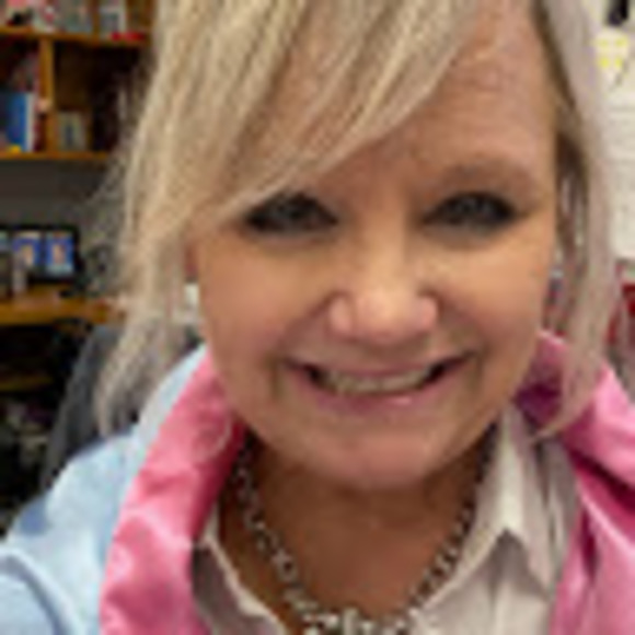 Stacey Fischer - Poshmark Profile Picture of Stacey Fischer (@sfischer2425) on Poshmark