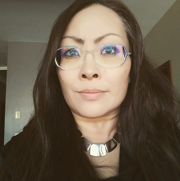 Profile Picture of Sonja Carlson (@sahani) on Poshmark