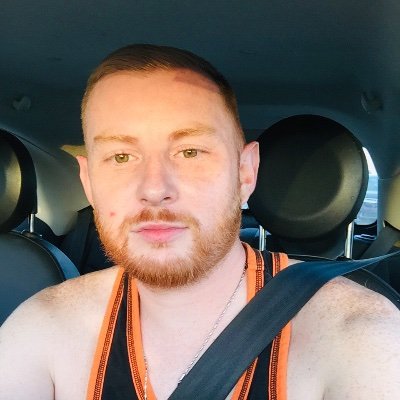 Profile Picture of John Petri (@VanyaPetrokov86) on Twitter